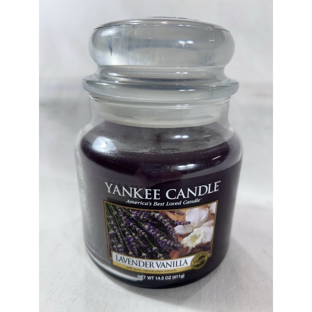 Vintage Yankee Candle Housewarmer Lavender Vanilla 14.5 oz Jar Unburned